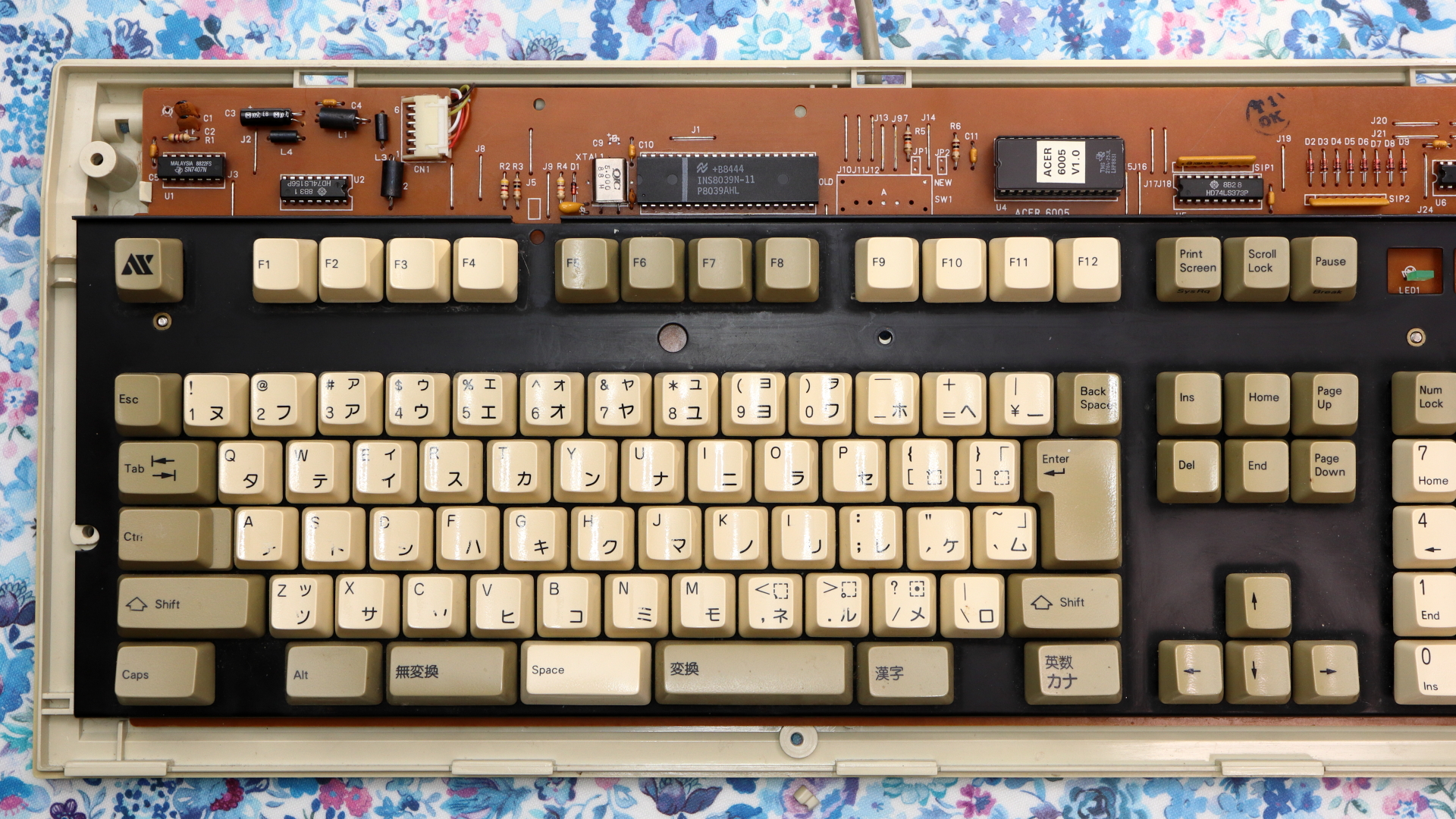 AX �L�[�{�[�h����